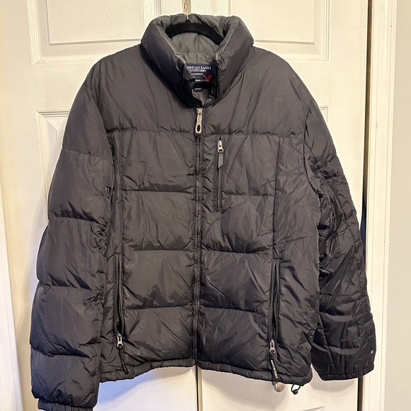 American Eagle Outfitters Men's Black Puffer Jacket - Picture 7 of 7